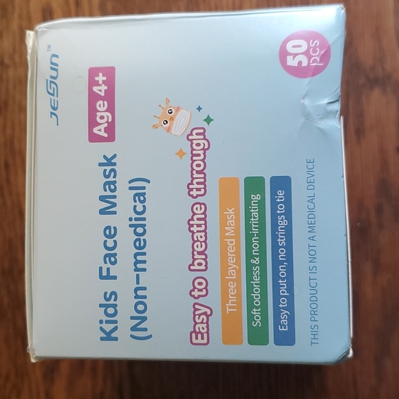 Jesun Children's 4+ Non-Medical Face Masks - Picture 4 of 5